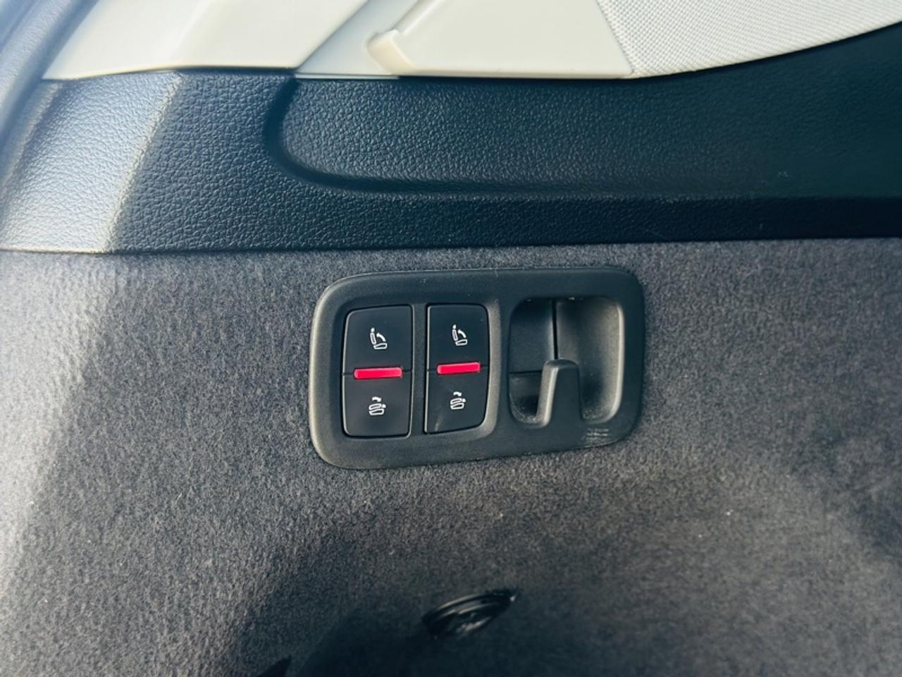 2019 Audi Q7 Progressiv 55 TFSI quattro Photo3