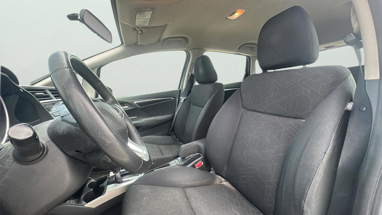 2017 Honda Fit 5dr HB CVT SE Photo
