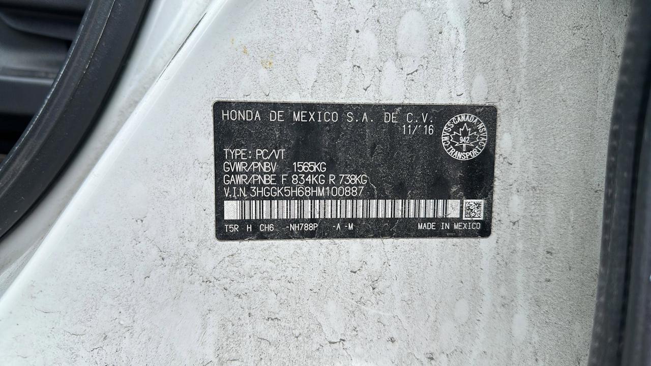 2017 Honda Fit 5dr HB CVT SE Photo