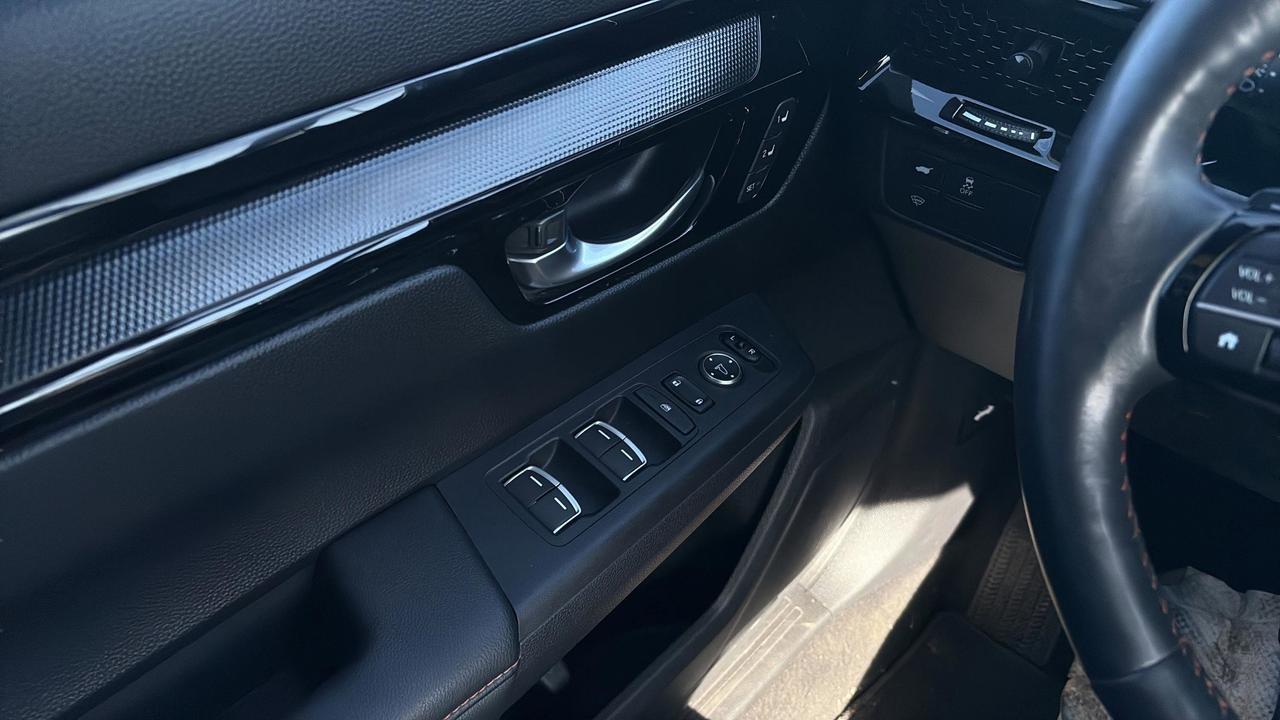 2024 Honda CR-V Hybrid Touring AWD Photo