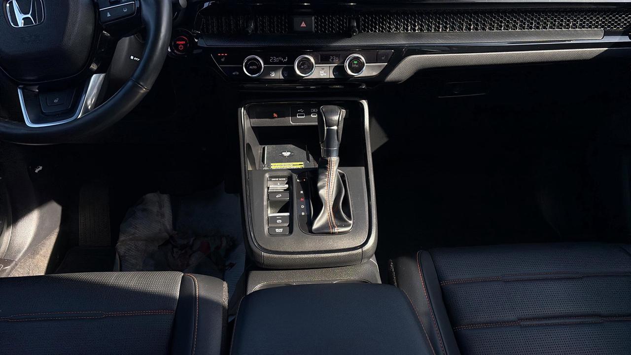 2024 Honda CR-V Hybrid Touring AWD Photo