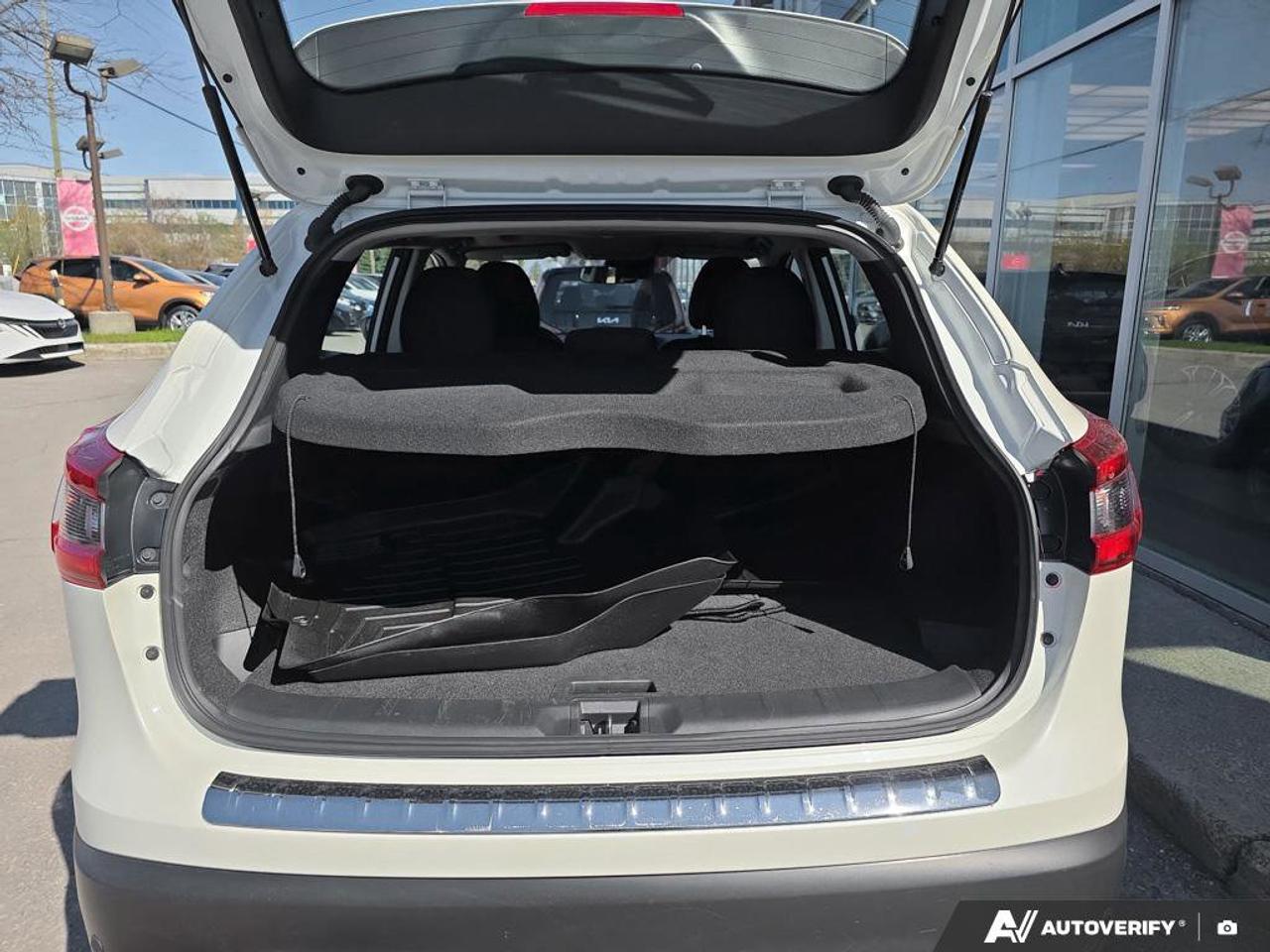 2023 Nissan Qashqai SV AWD | Android Auto | Apple Car Play | Heated Seats | Photo
