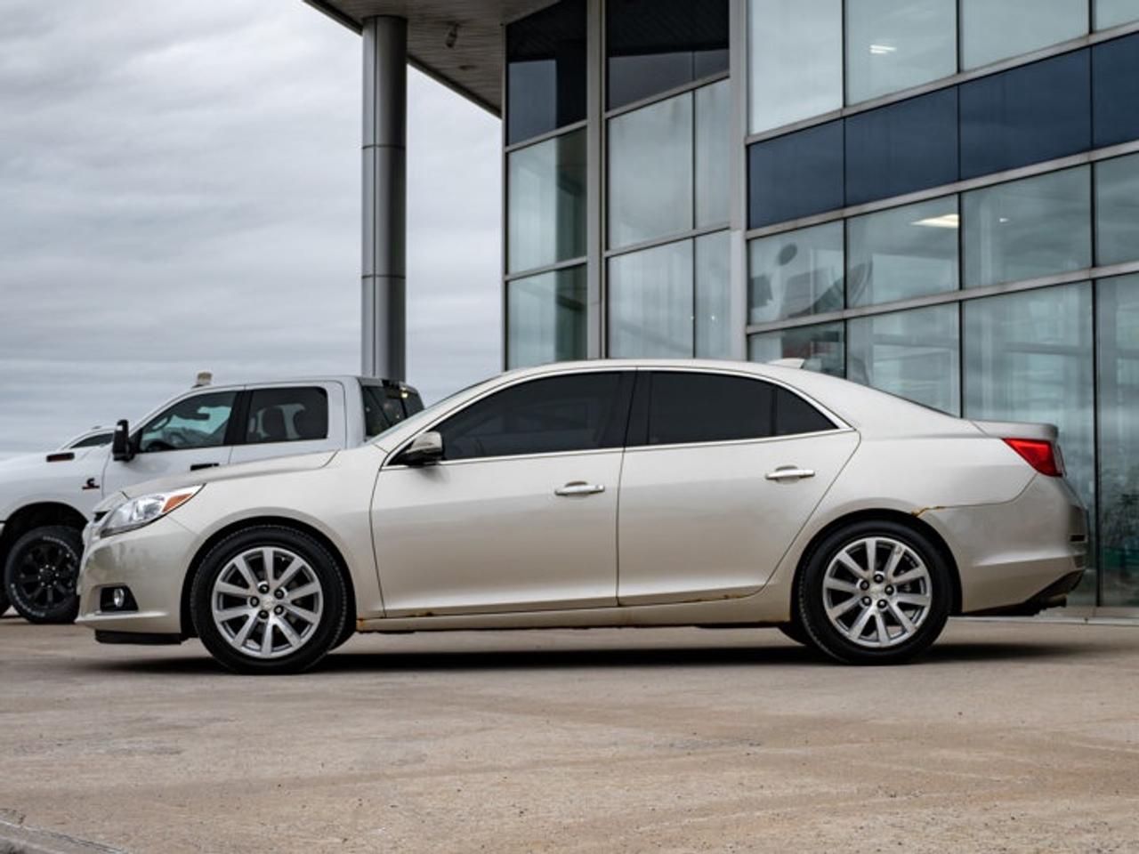 2016 Chevrolet Malibu Limited LTZ Photo3