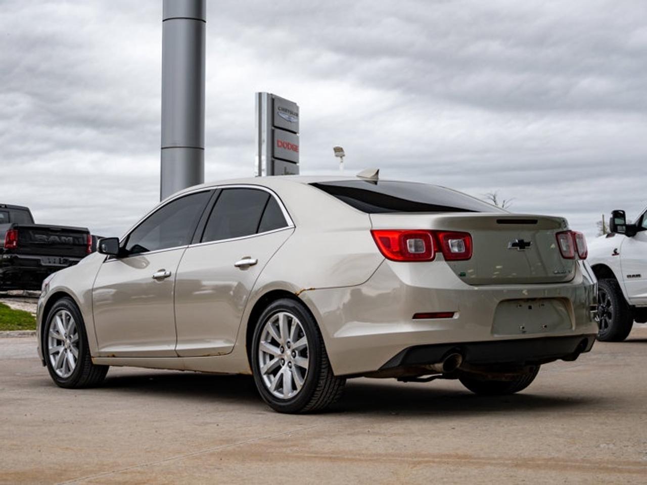 2016 Chevrolet Malibu Limited LTZ Photo