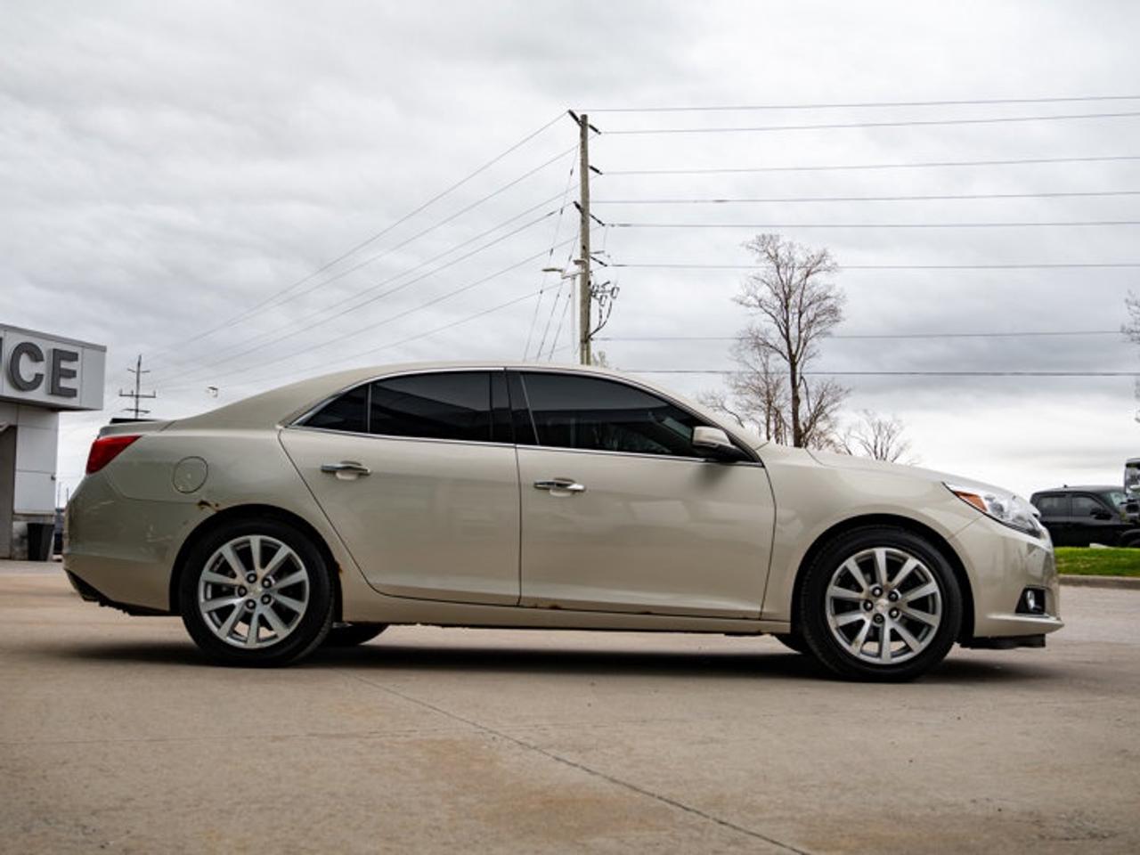 2016 Chevrolet Malibu Limited LTZ Photo