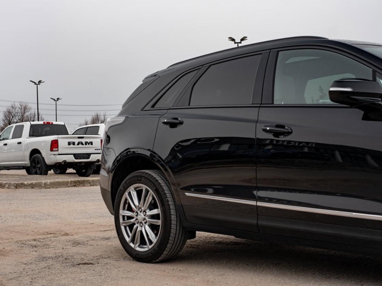 2024 Cadillac XT5 AWD Sport Photo