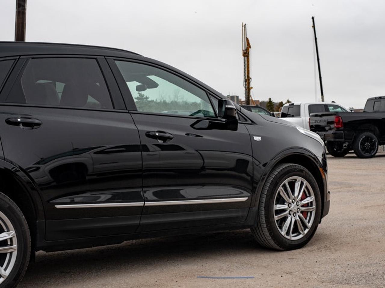 2024 Cadillac XT5 AWD Sport Photo