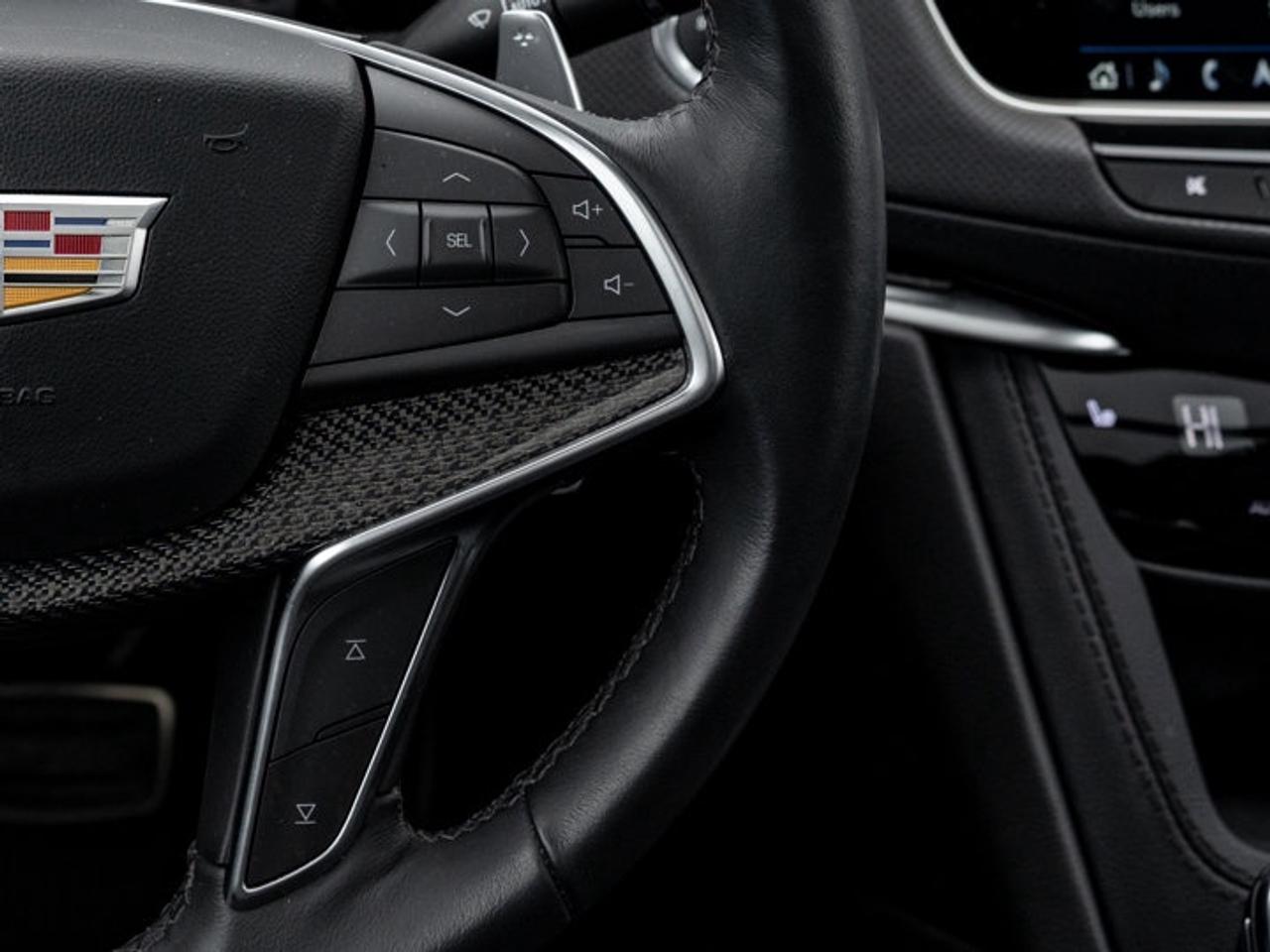 2024 Cadillac XT5 AWD Sport Photo