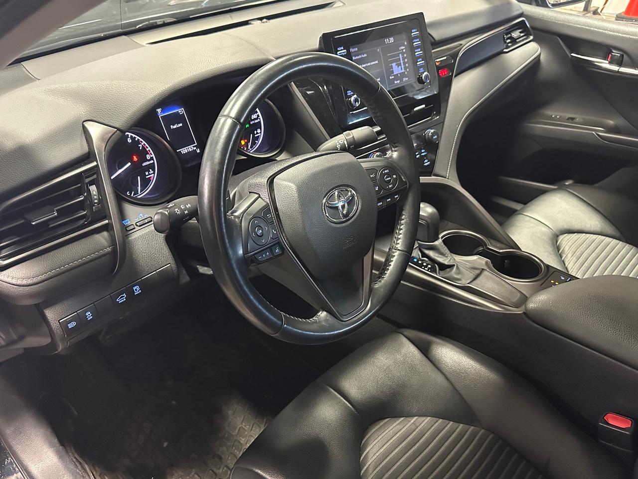 2021 Toyota Camry SE | LEATHER | BLUETOOTH | HEATED SEATS | ALLOYS | Photo