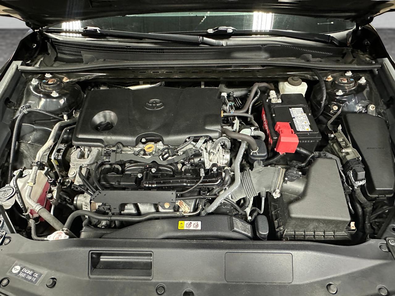 2021 Toyota Camry SE | LEATHER | BLUETOOTH | HEATED SEATS | ALLOYS | Photo