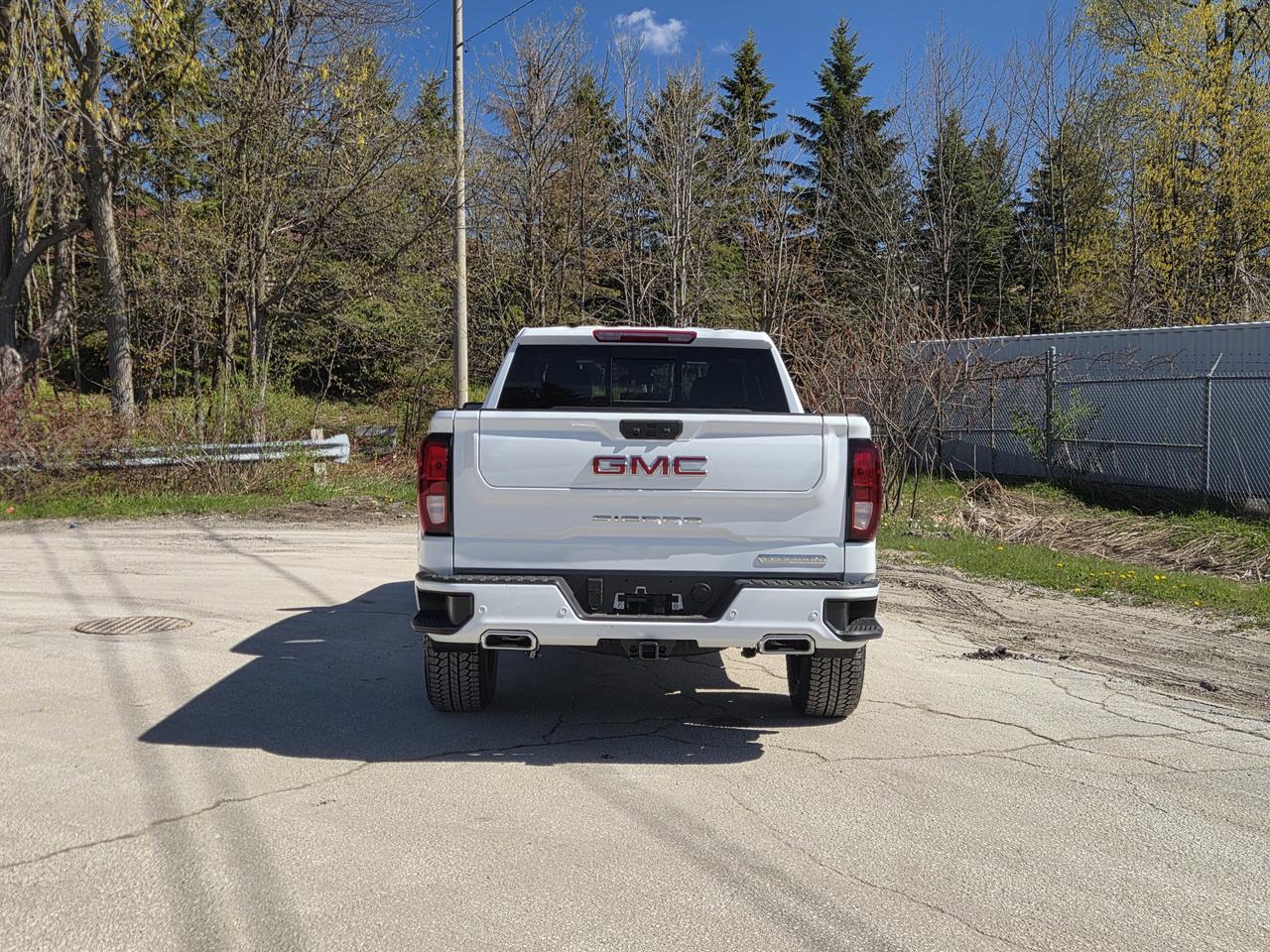 2026 GMC Sierra 1500 ELEVATION Photo