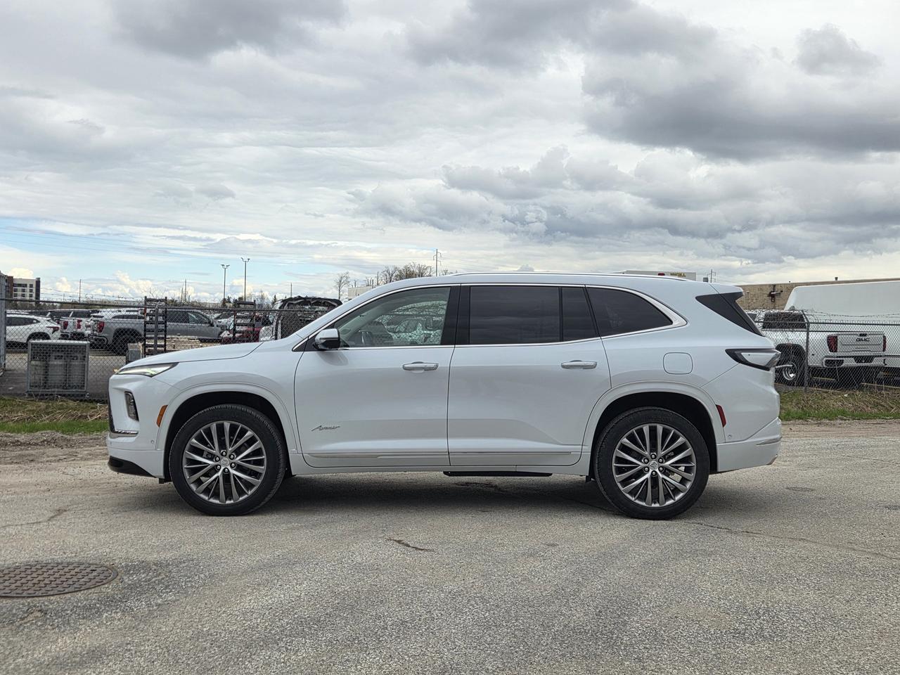 2026 Buick Enclave Avenir Photo