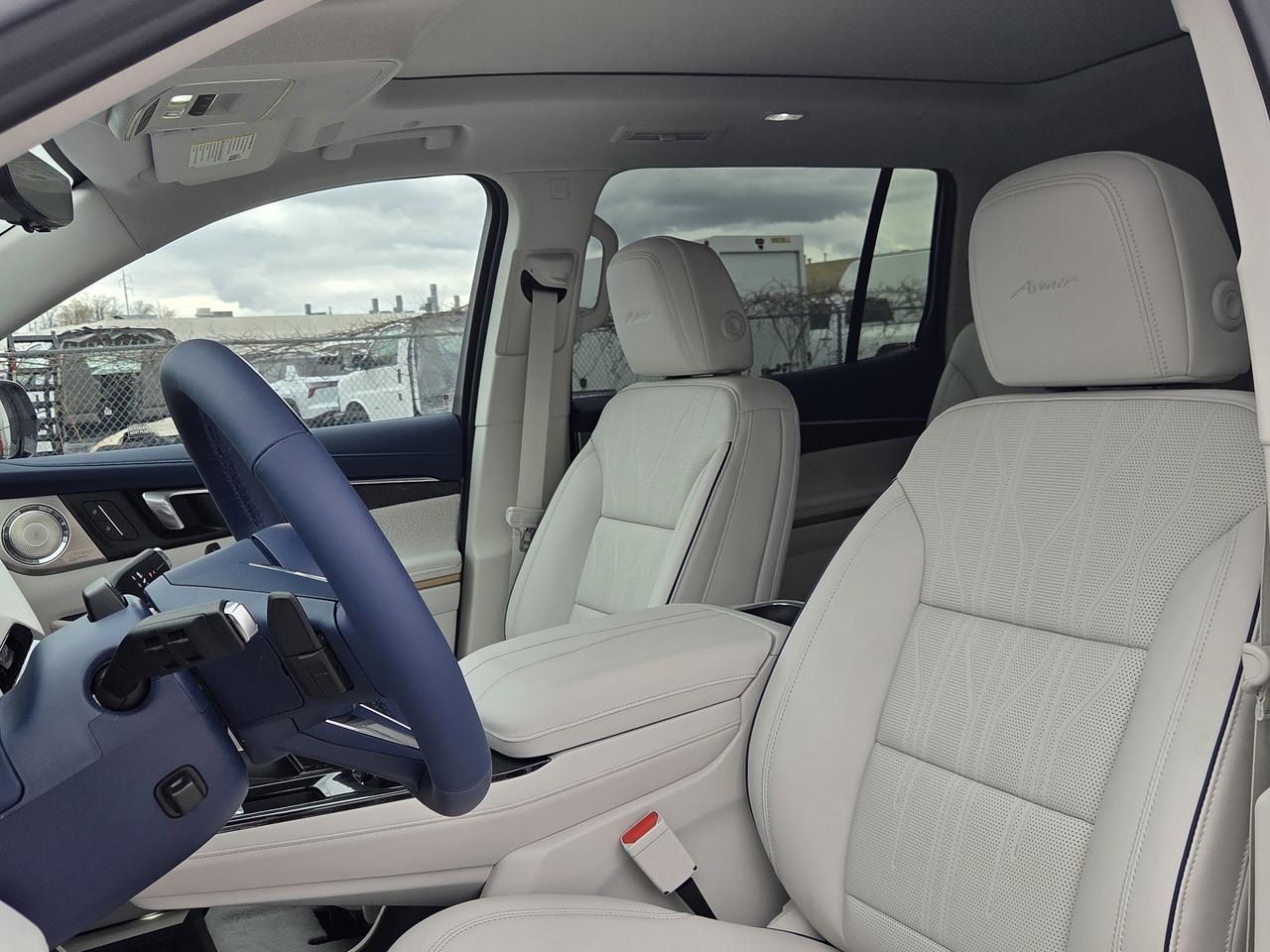 2026 Buick Enclave Avenir Photo
