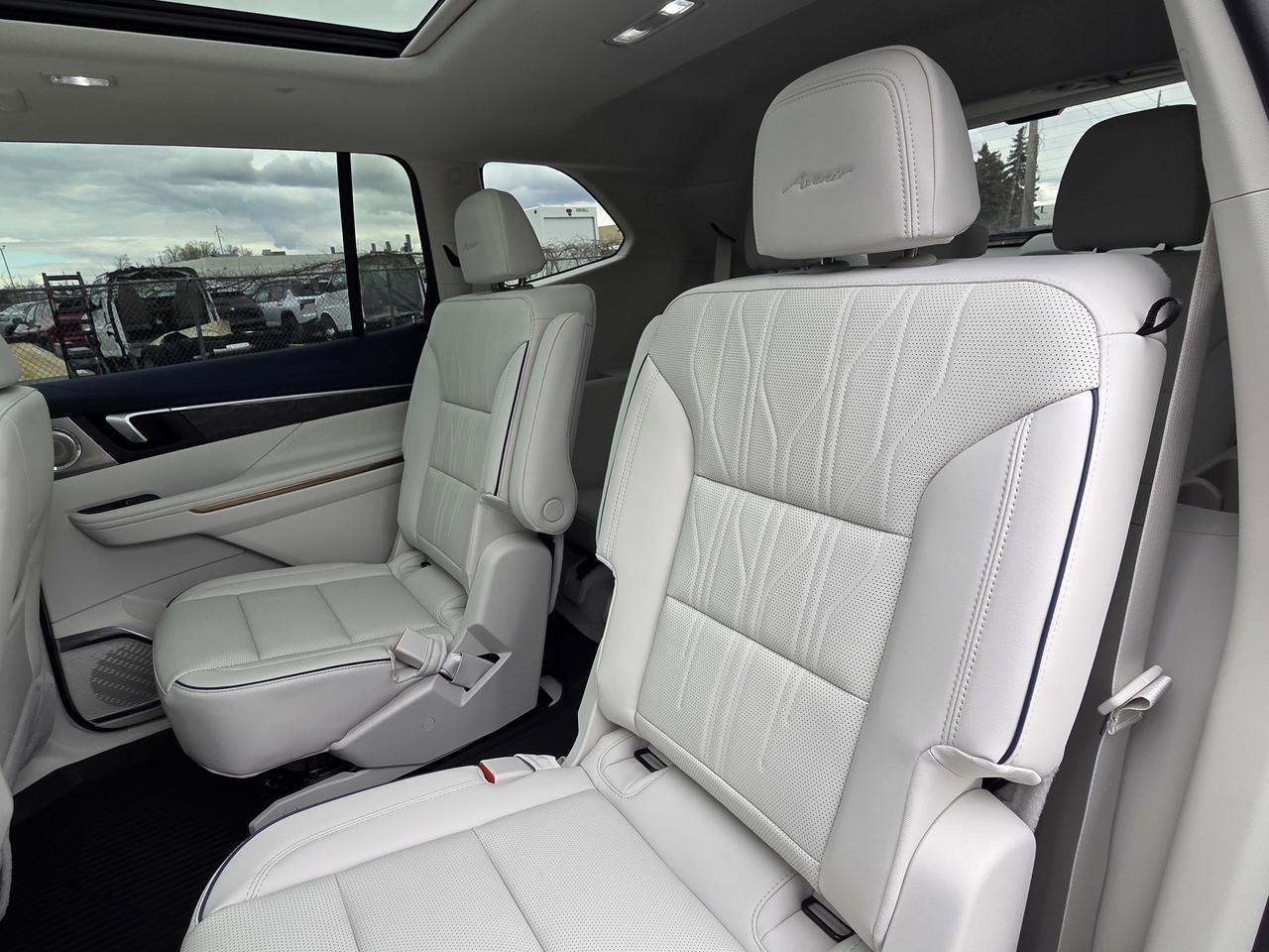 2026 Buick Enclave Avenir Photo