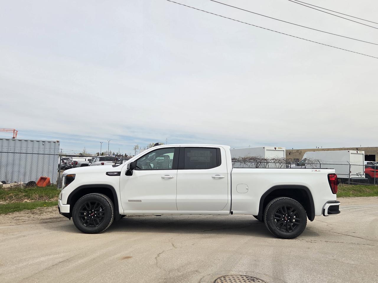 2026 GMC Sierra 1500 ELEVATION Photo
