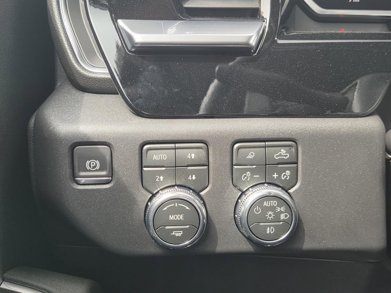 2026 GMC Sierra 1500 ELEVATION Photo