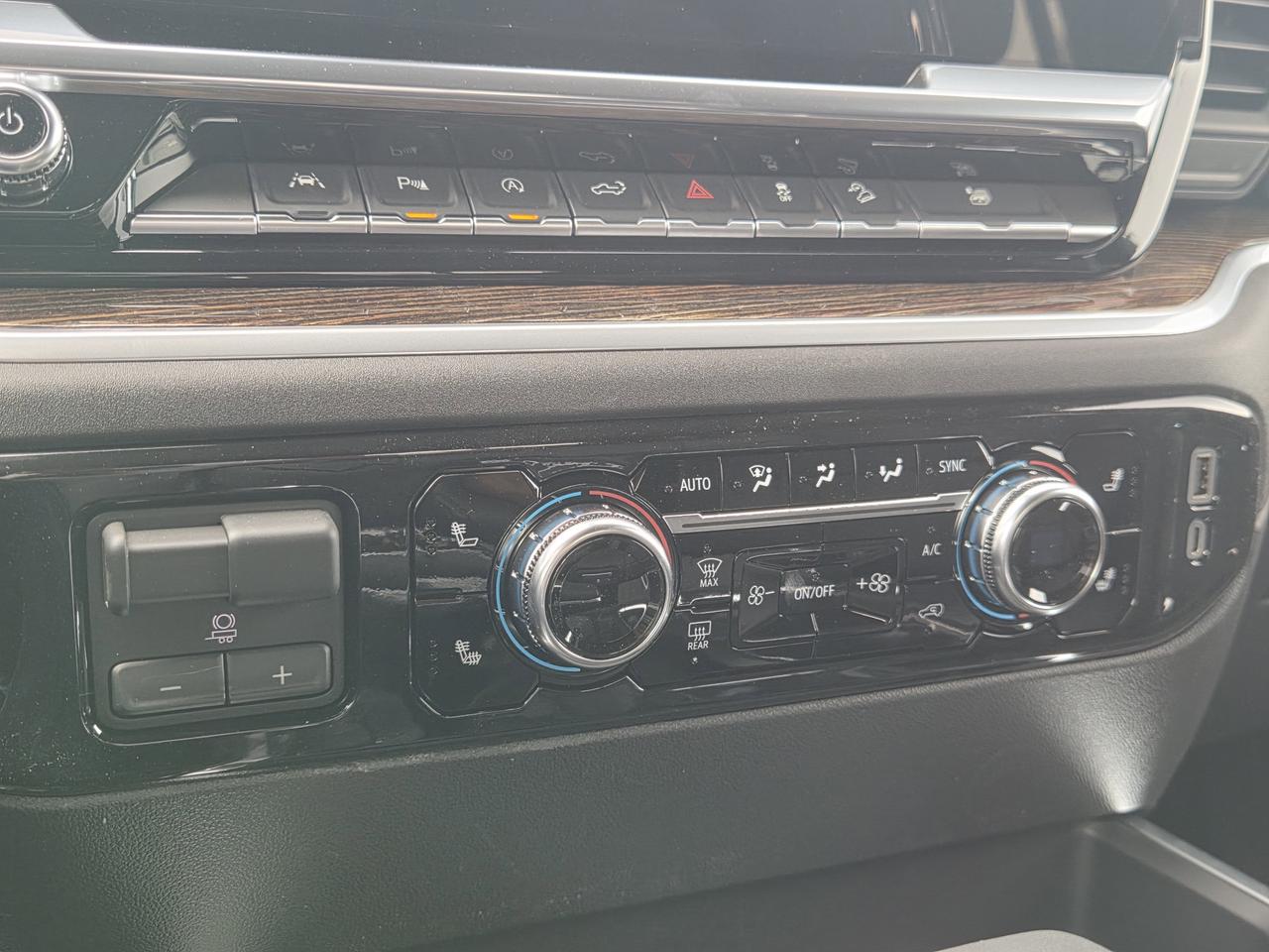 2026 GMC Sierra 1500 ELEVATION Photo