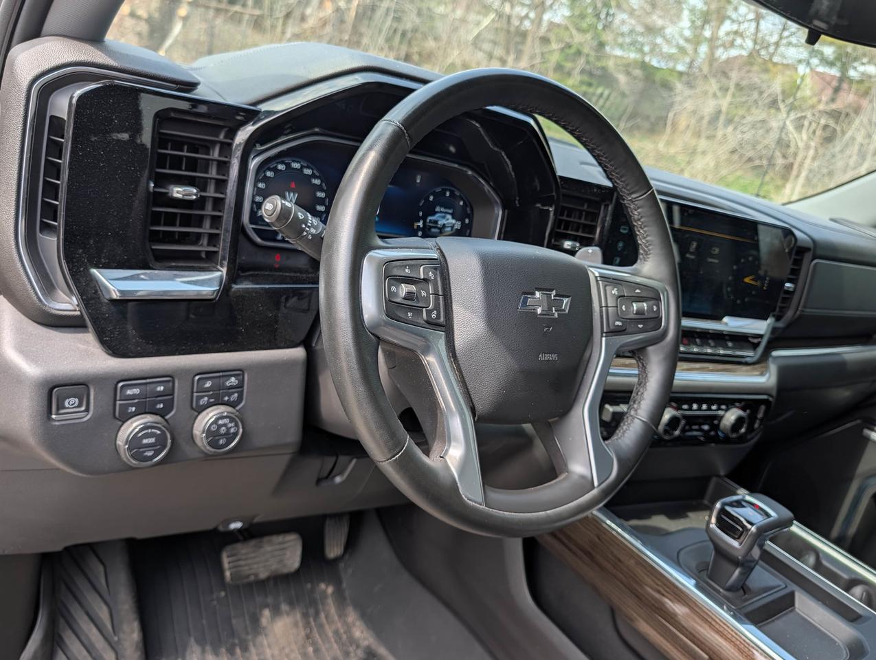 2023 Chevrolet Silverado 1500 LT Trail Boss Photo