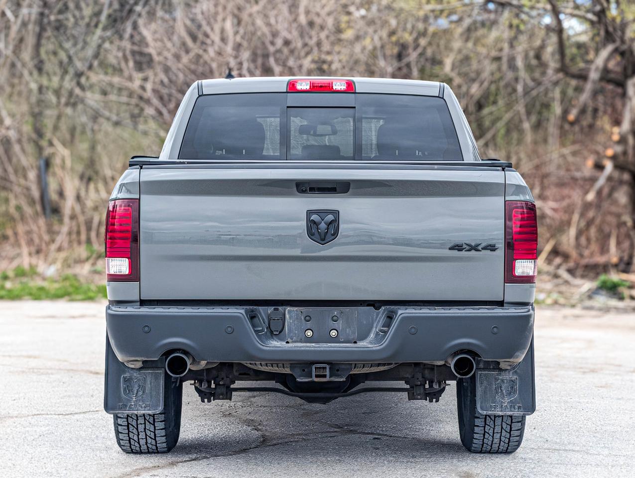 2022 RAM 1500 Classic WARLOCK Photo
