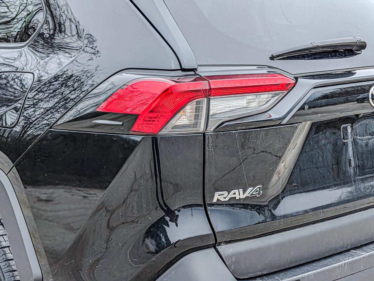 2024 Toyota RAV4 LE Photo