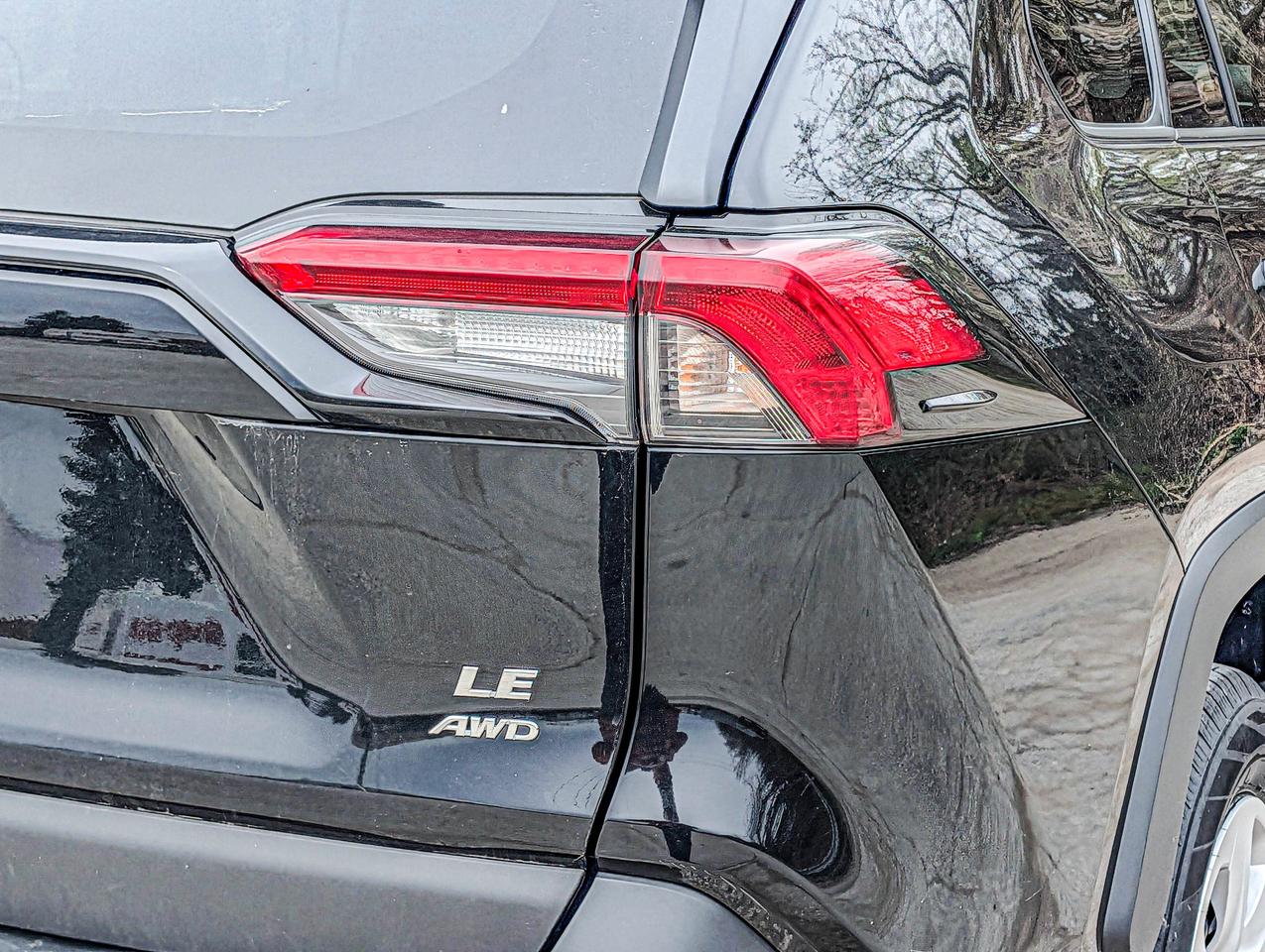 2024 Toyota RAV4 LE Photo