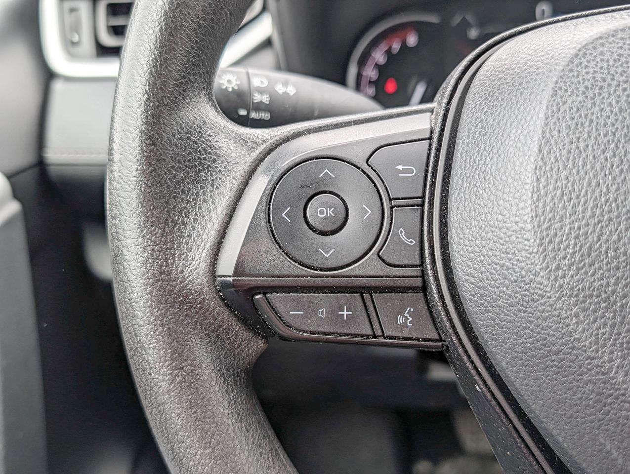 2024 Toyota RAV4 LE Photo