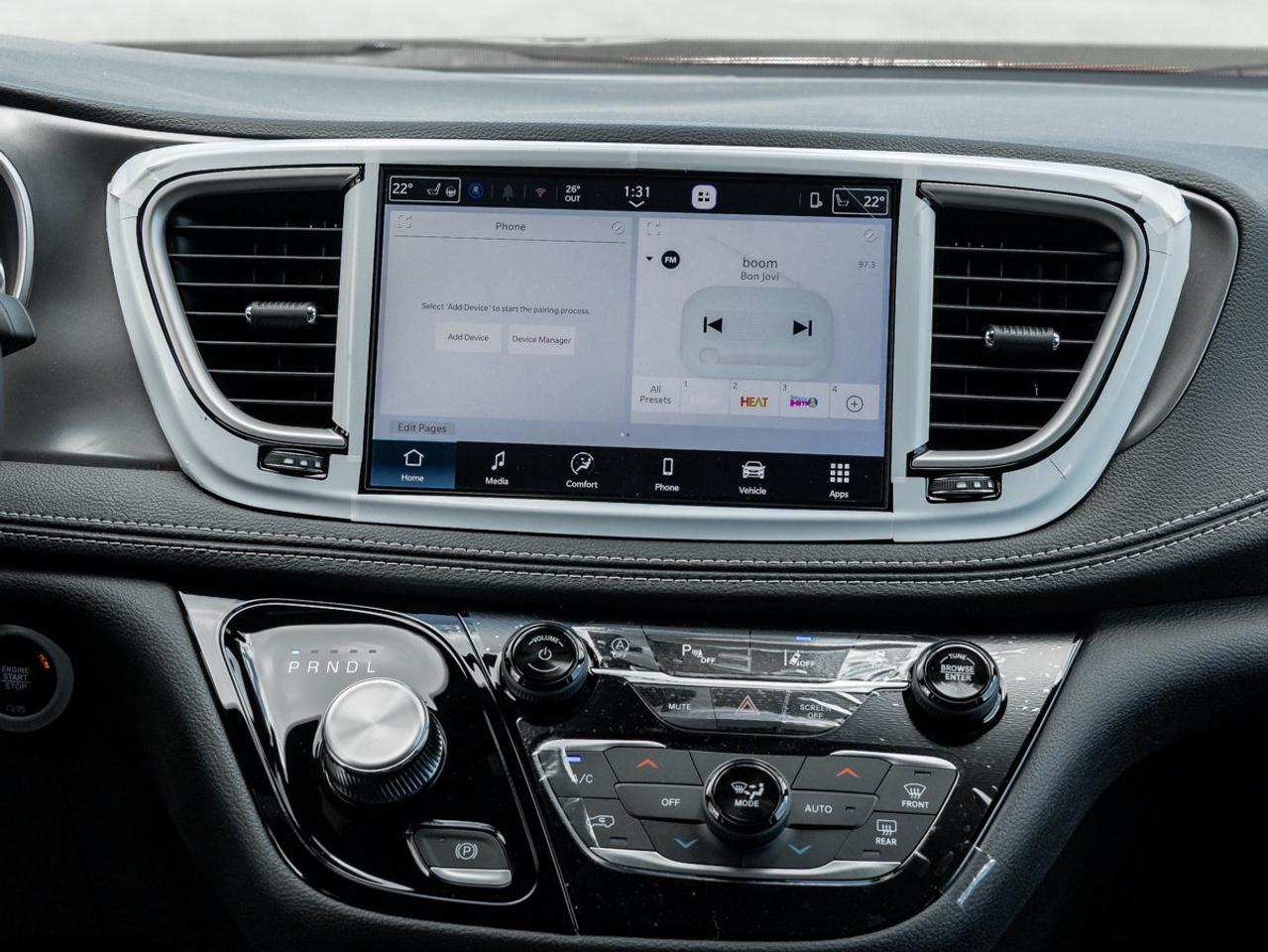 2026 Chrysler Pacifica Select Photo
