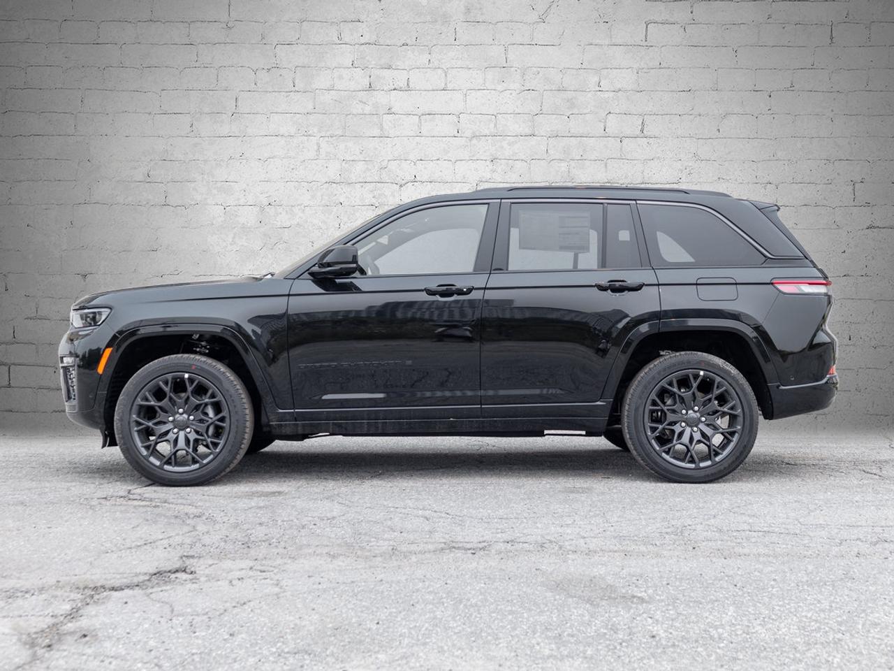 2026 Jeep Grand Cherokee Summit Photo