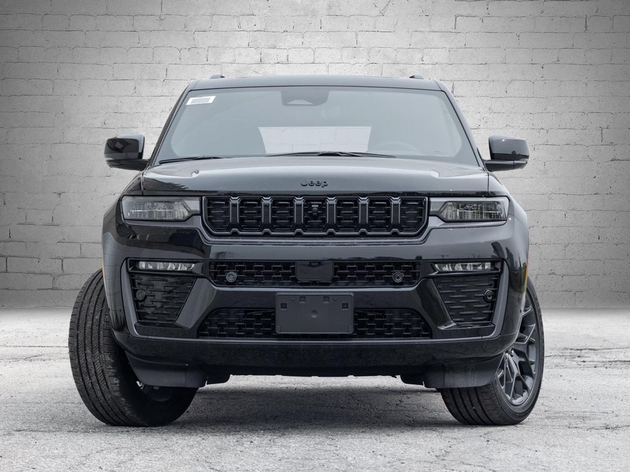 2026 Jeep Grand Cherokee Summit Photo