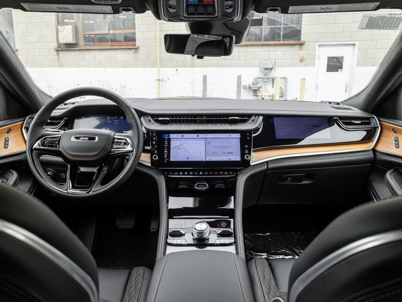 2026 Jeep Grand Cherokee Summit Photo
