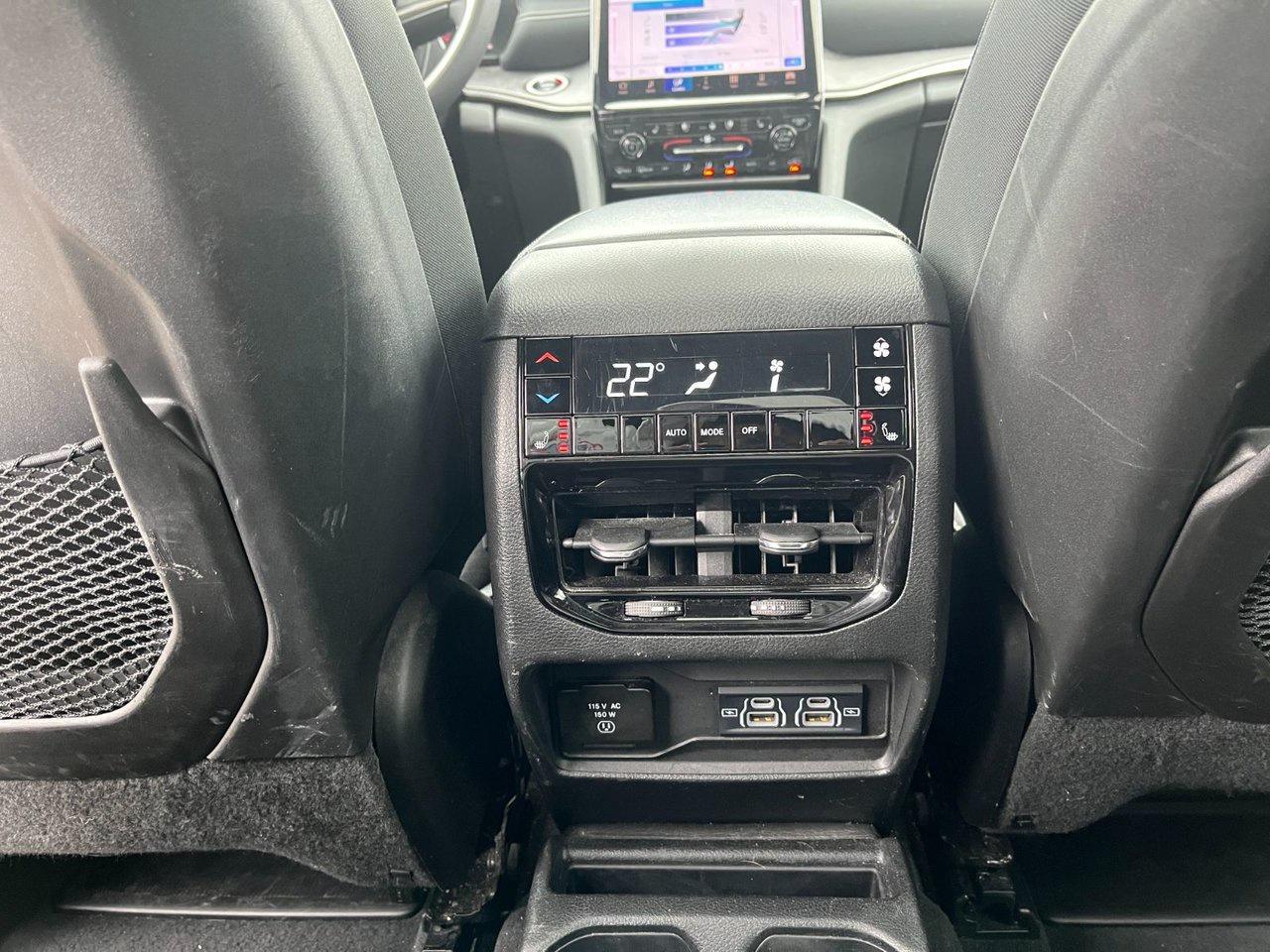 2024 Jeep Grand Cherokee L Limited 4x4 Photo