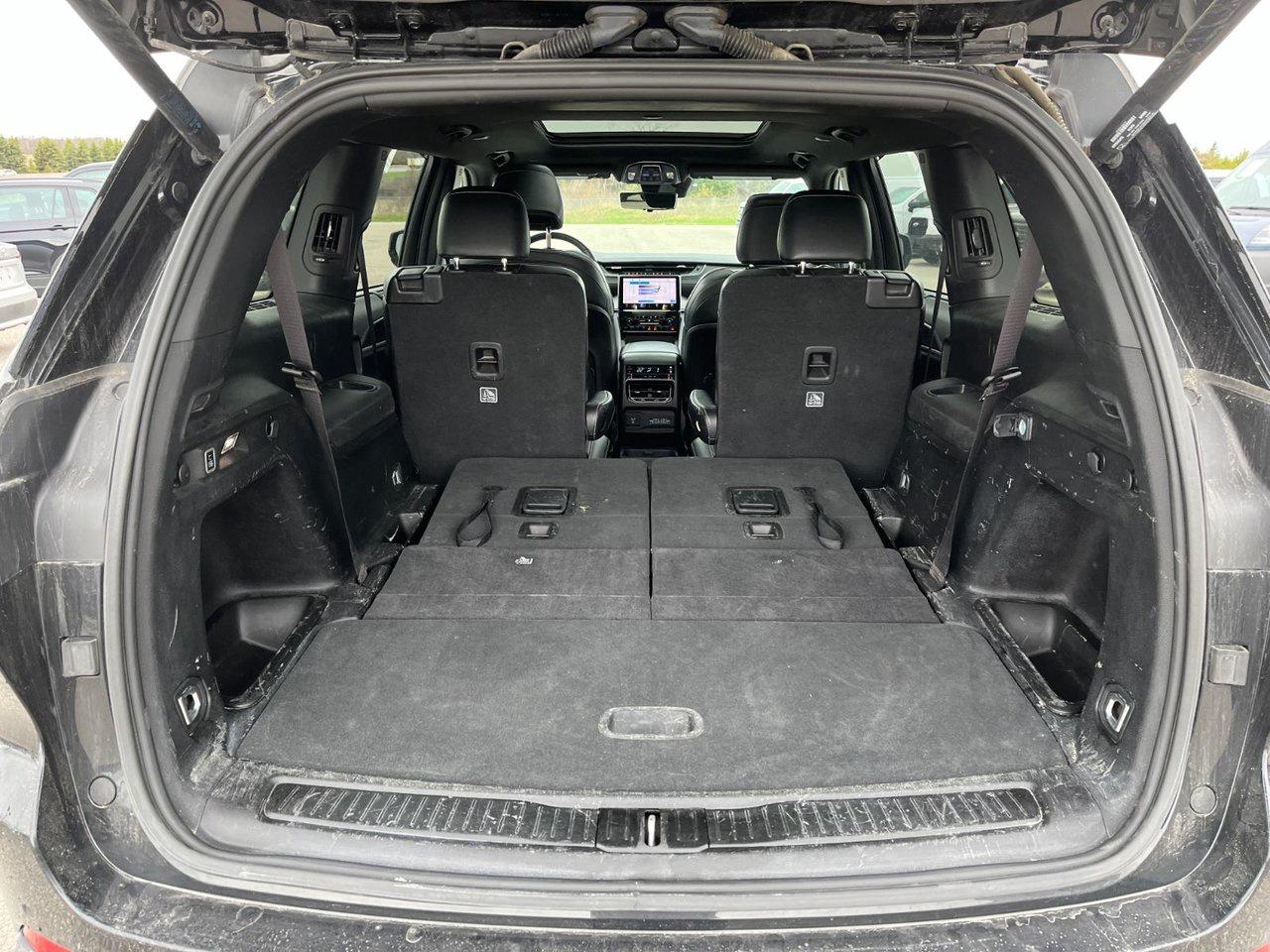 2024 Jeep Grand Cherokee L Limited 4x4 Photo