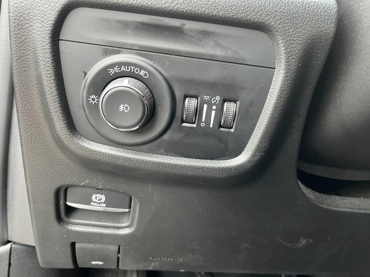 2024 Jeep Grand Cherokee L Limited 4x4 Photo