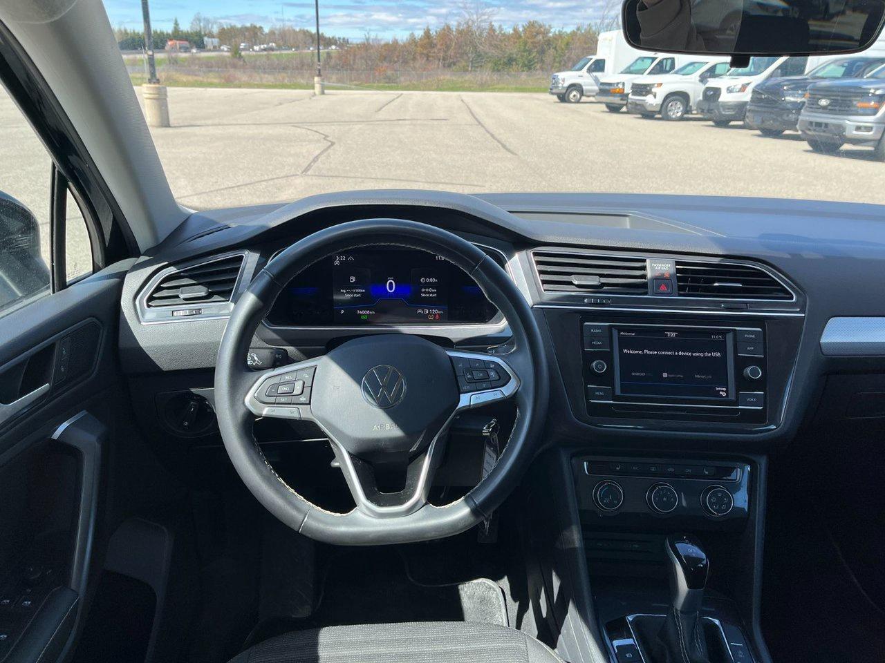 2023 Volkswagen Tiguan Trendline 4Motion Photo