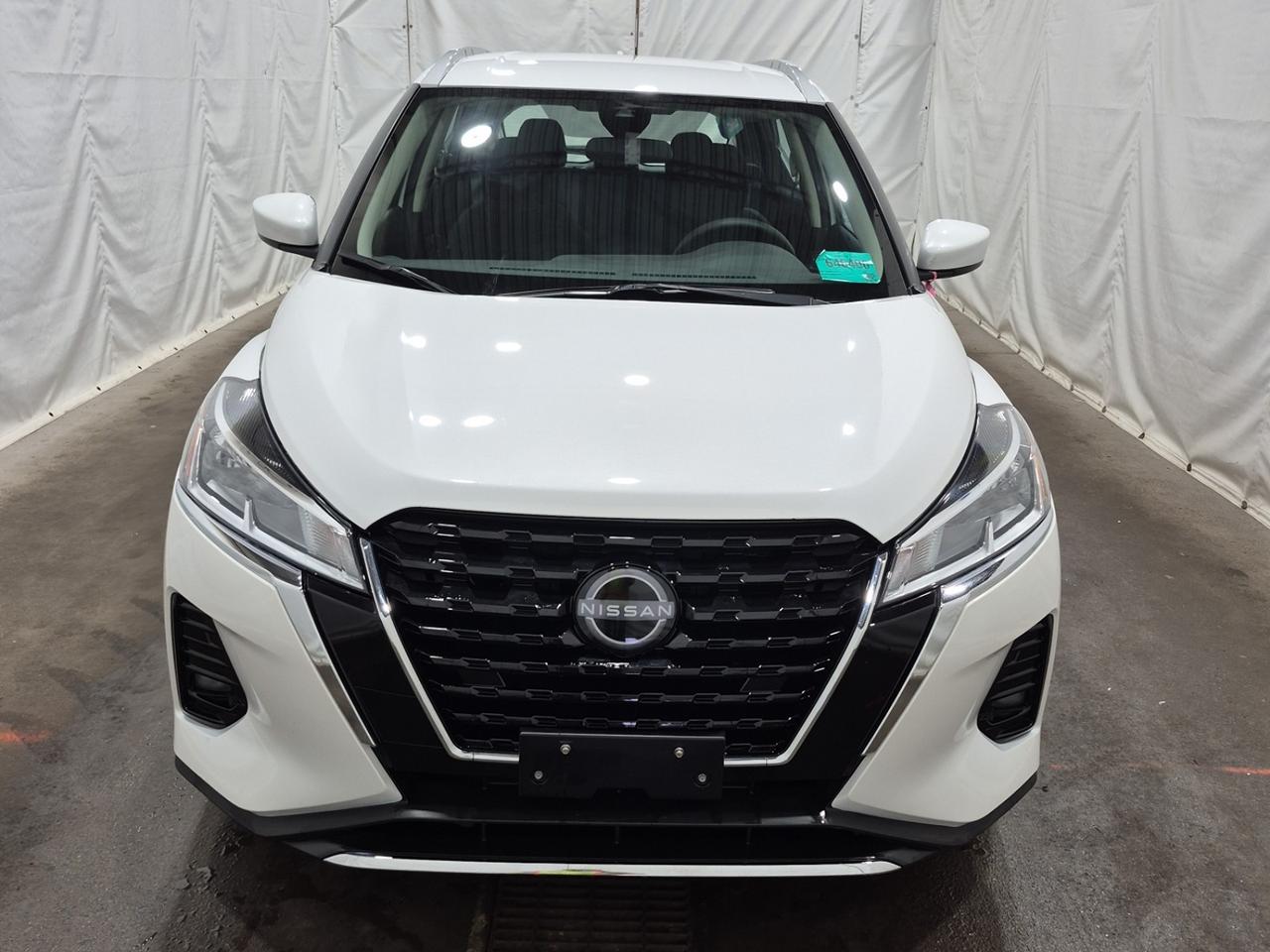 2024 Nissan Kicks SV Photo