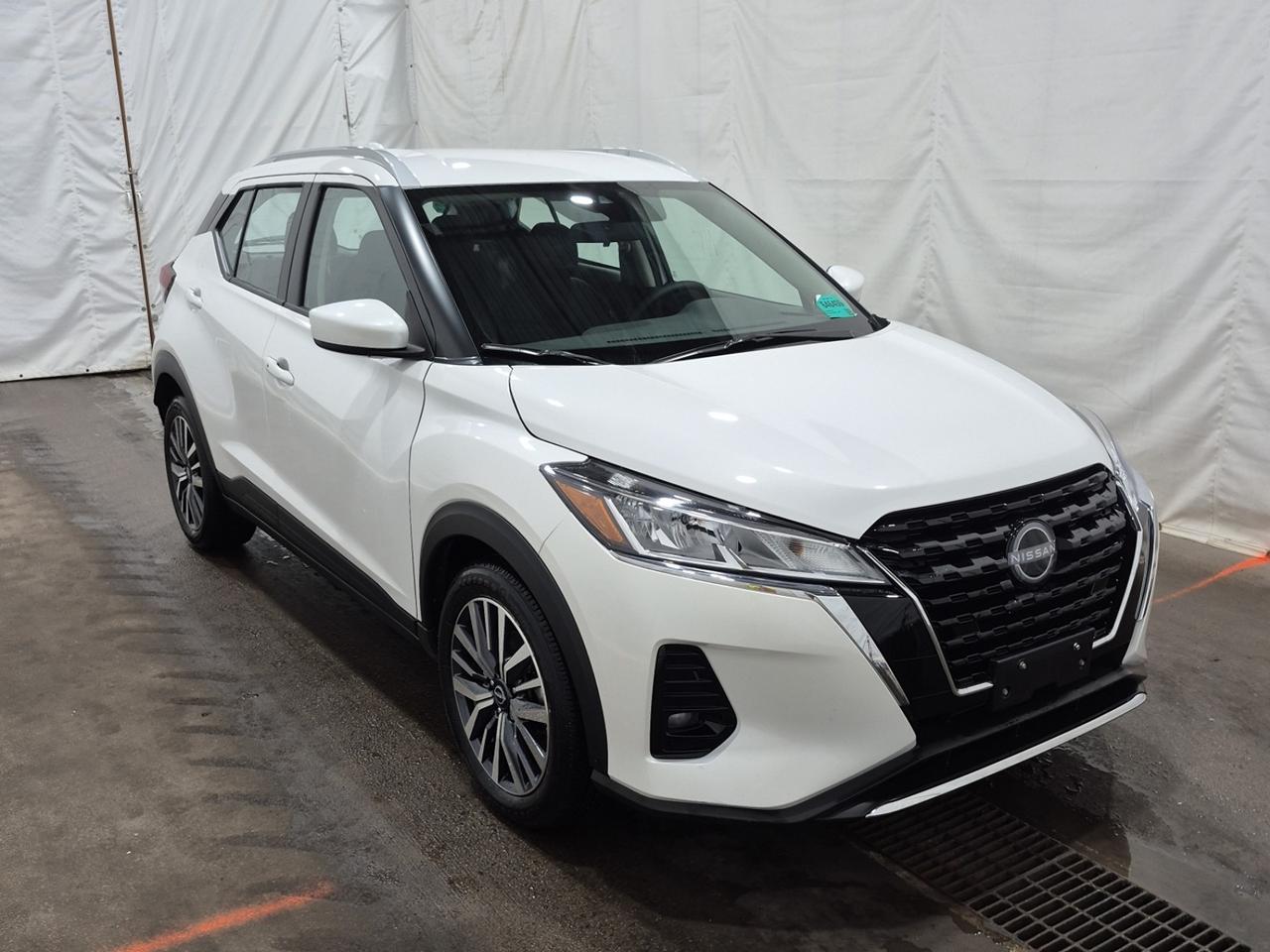 2024 Nissan Kicks SV Photo