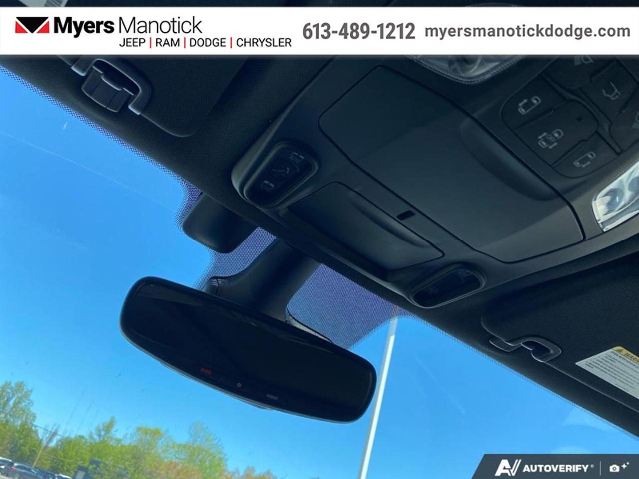 2022 Chrysler Pacifica Limited  - Sunroof -  Premium Audio Photo