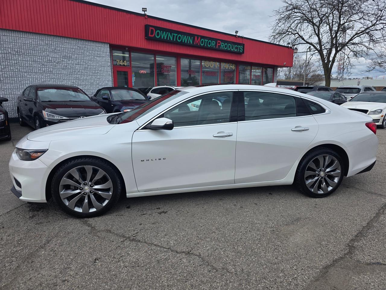 2016 Chevrolet Malibu Premier Photo2
