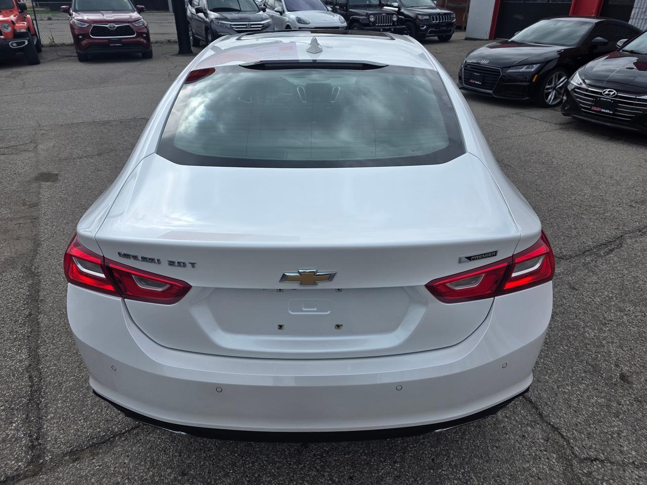 2016 Chevrolet Malibu Premier Photo4