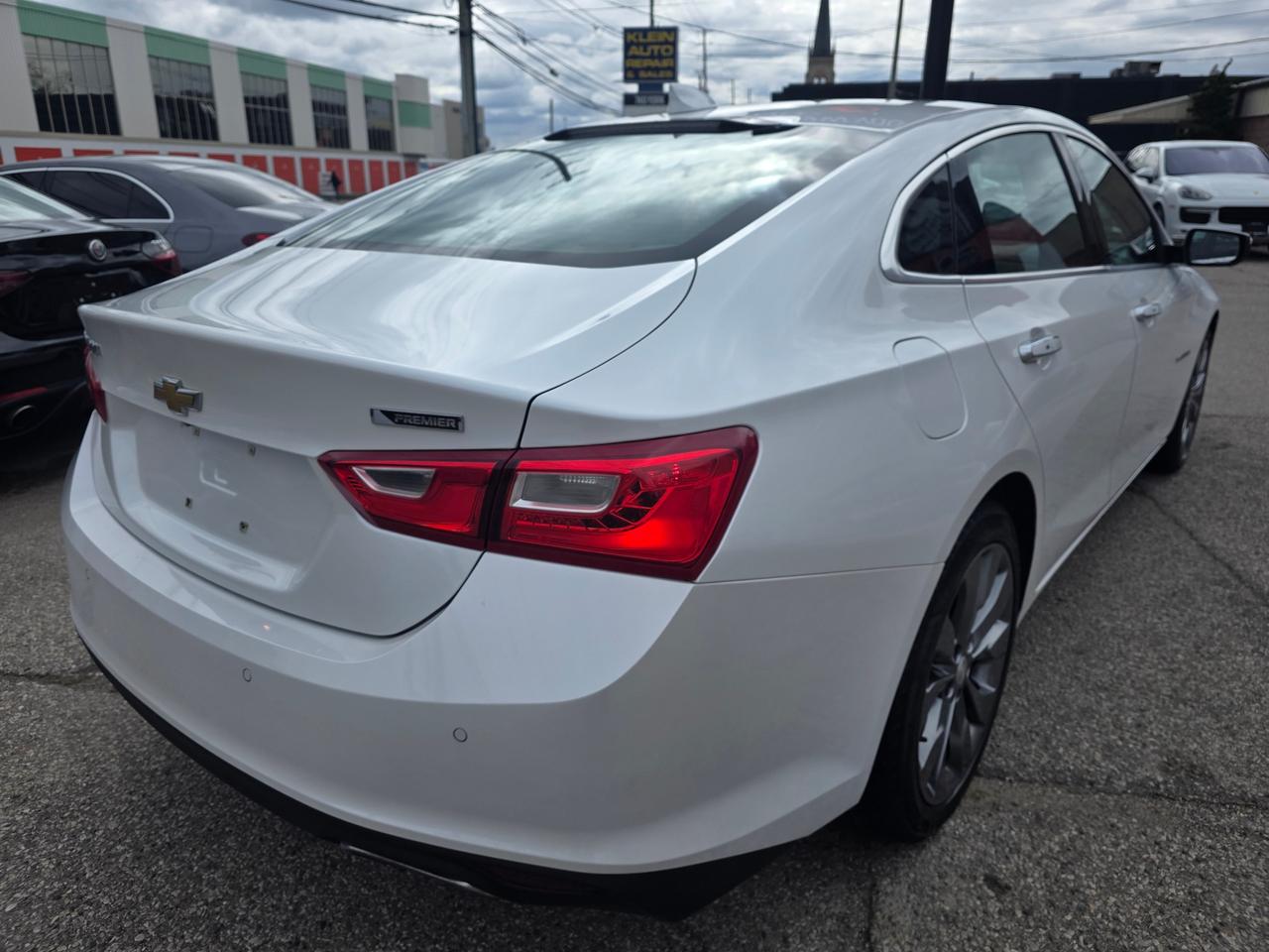 2016 Chevrolet Malibu Premier Photo