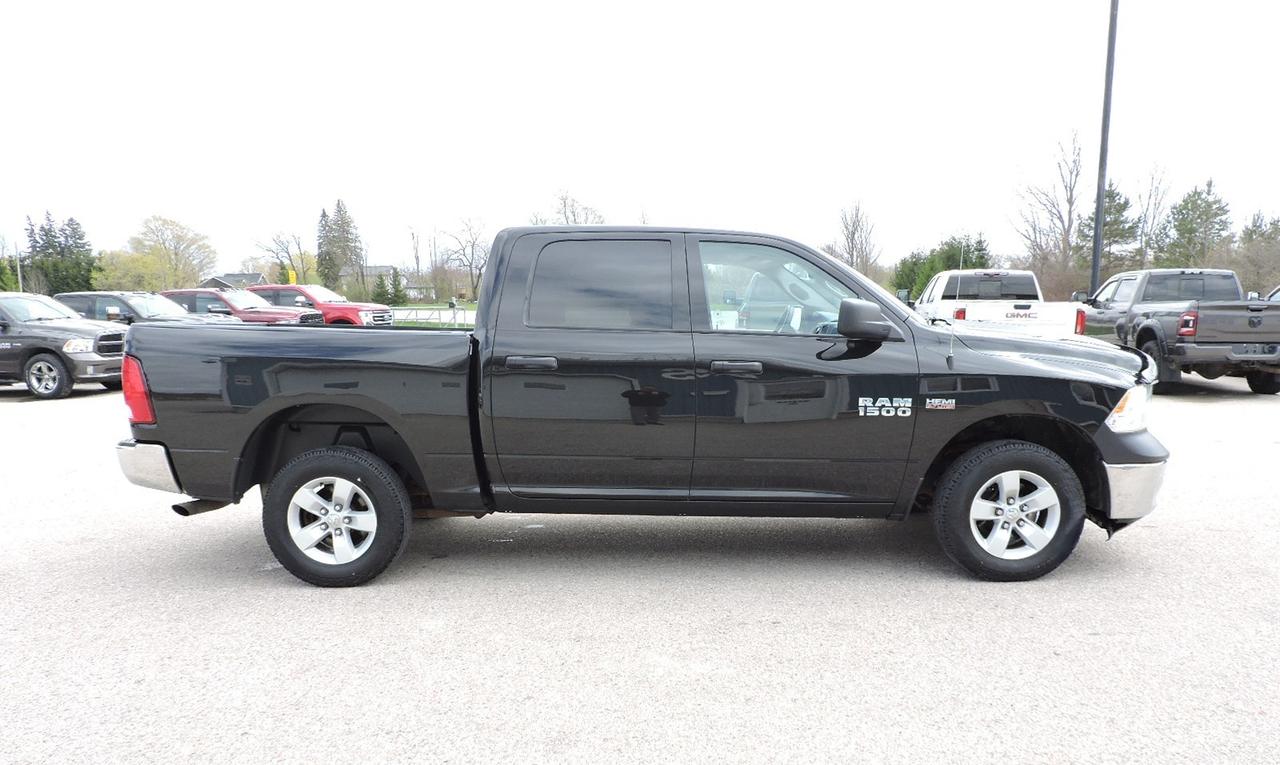 2018 RAM 1500 SXT 5.7 Hemi V8 4X4 6 Seater New Tires 165000 KMS Photo