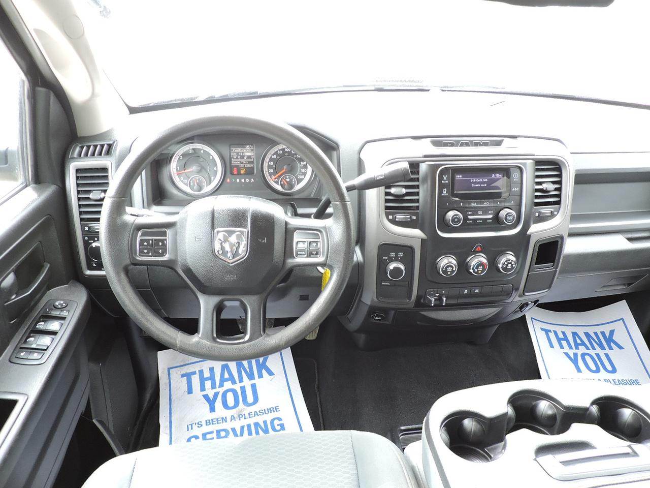2018 RAM 1500 SXT 5.7 Hemi V8 4X4 6 Seater New Tires 165000 KMS Photo