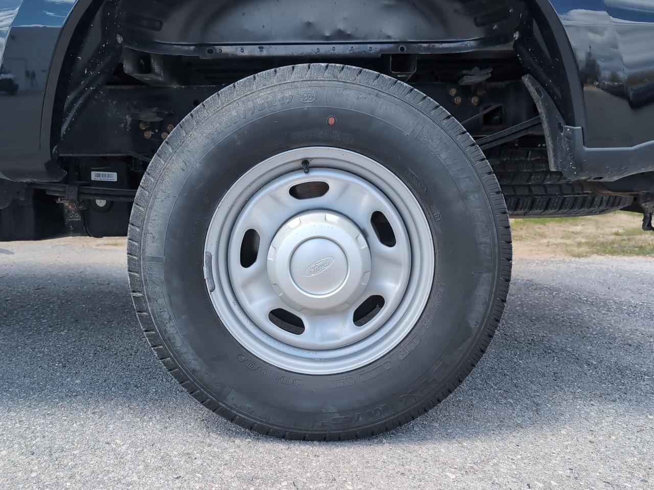 2023 Ford F-250 XL 4WD SuperCab 8' Box Photo