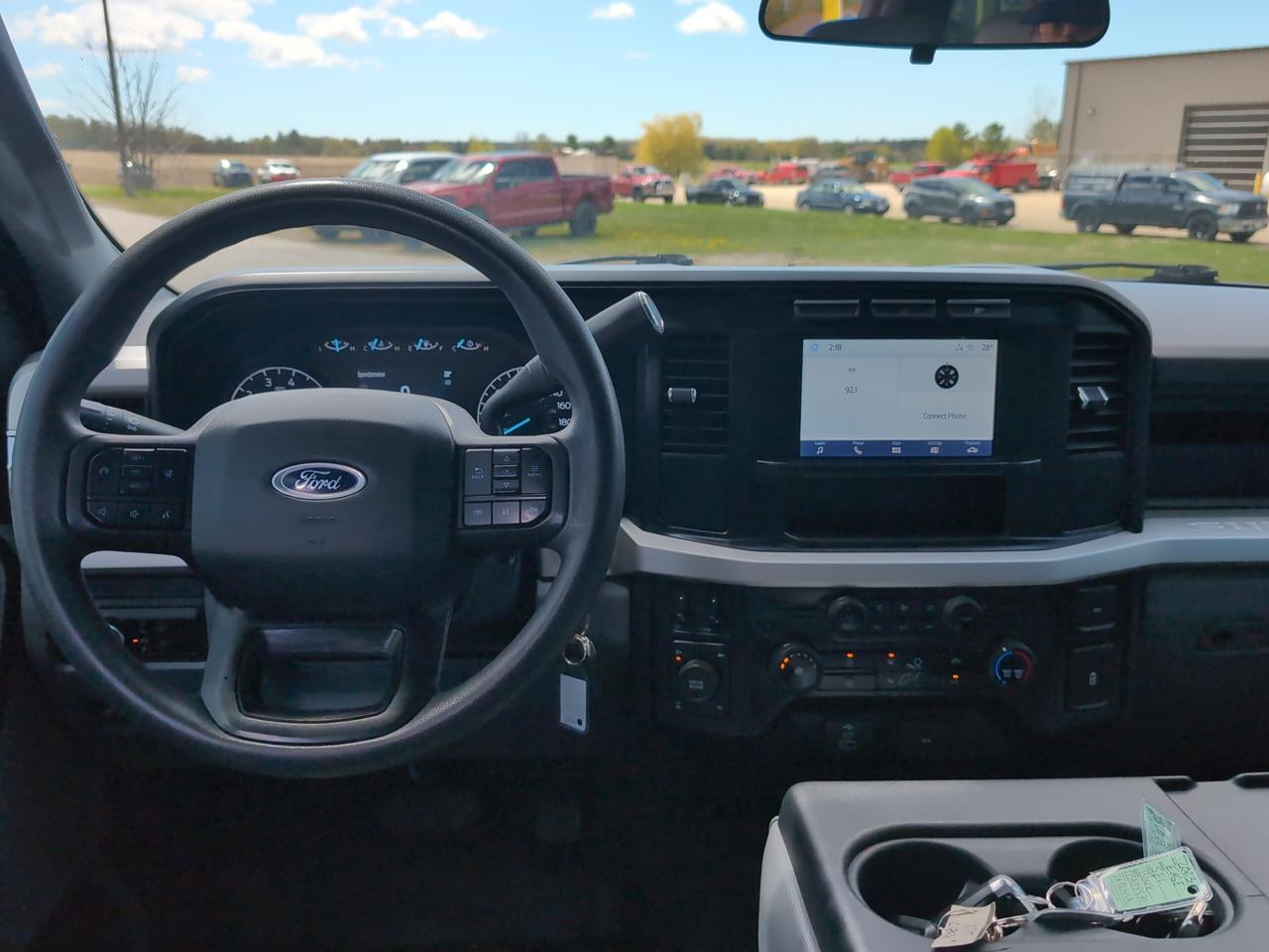 2023 Ford F-250 XL 4WD SuperCab 8' Box Photo