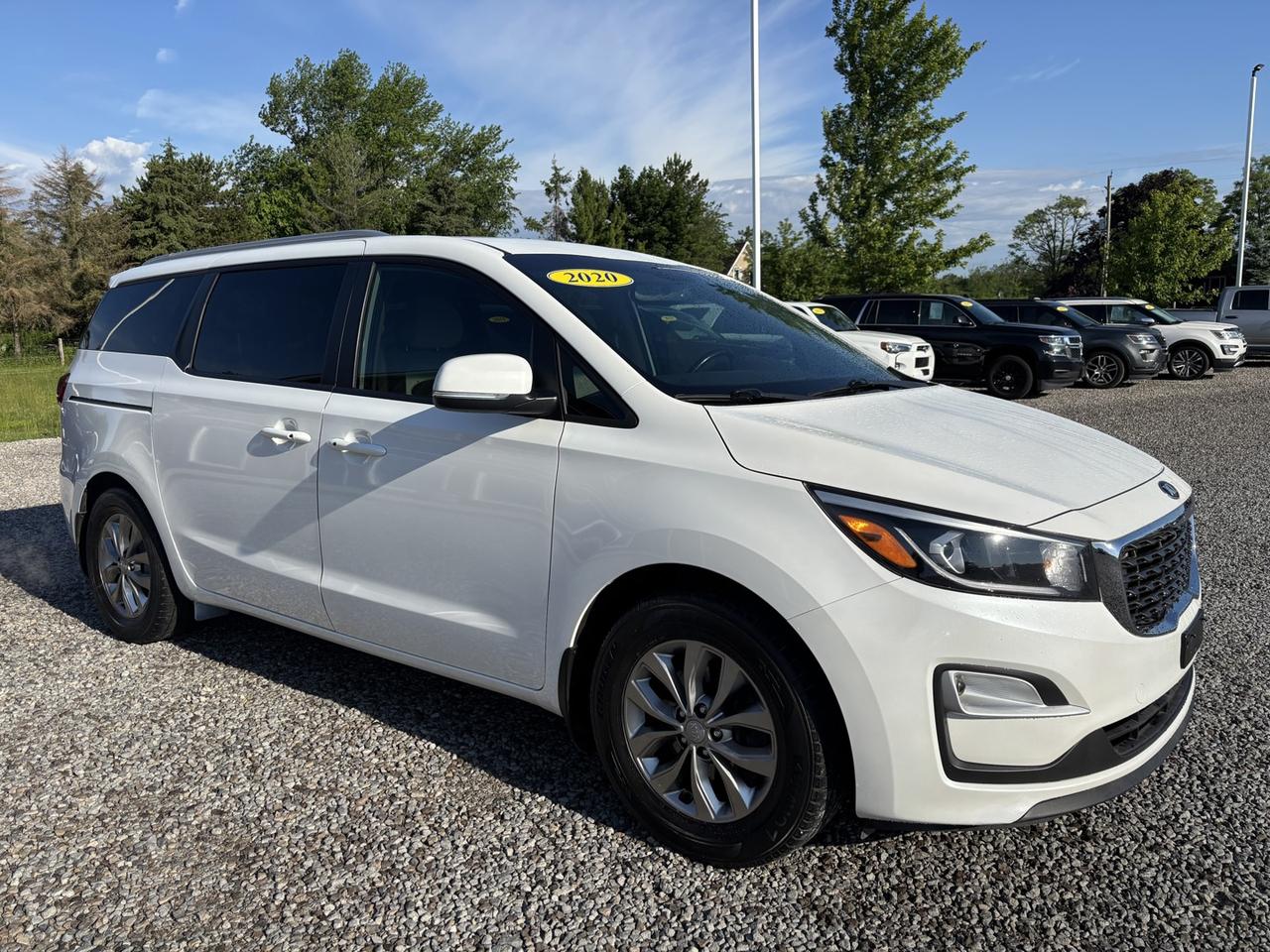 2020 Kia Sedona LX Photo