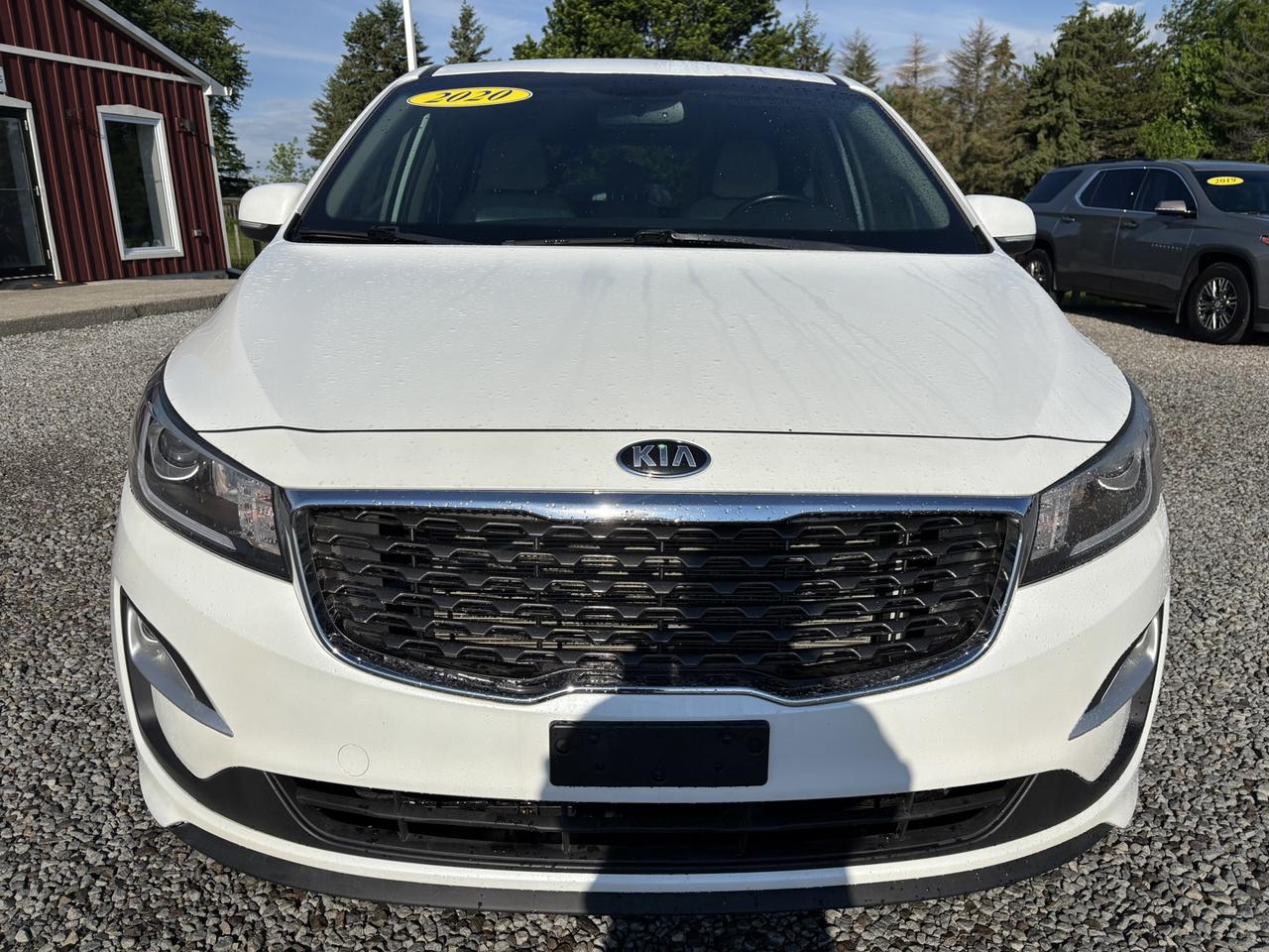 2020 Kia Sedona LX Photo