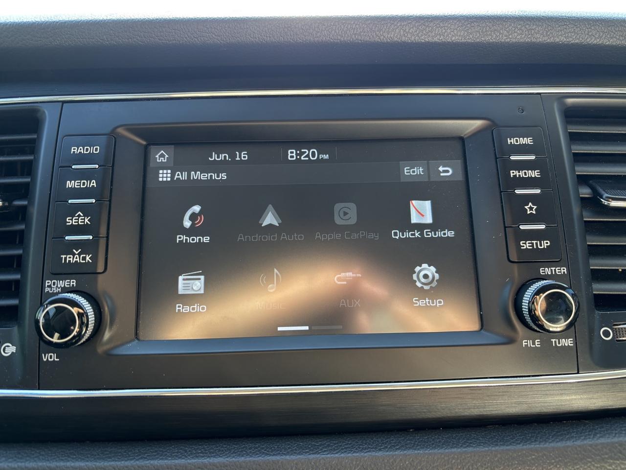 2020 Kia Sedona LX Photo