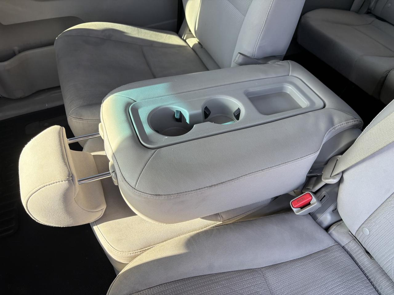 2020 Kia Sedona LX Photo