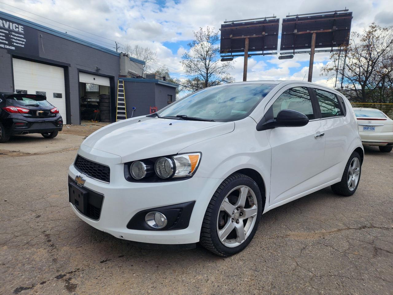 2014 Chevrolet Sonic LT l Bluetooth l Sunroof l Remote Start - Photo #1