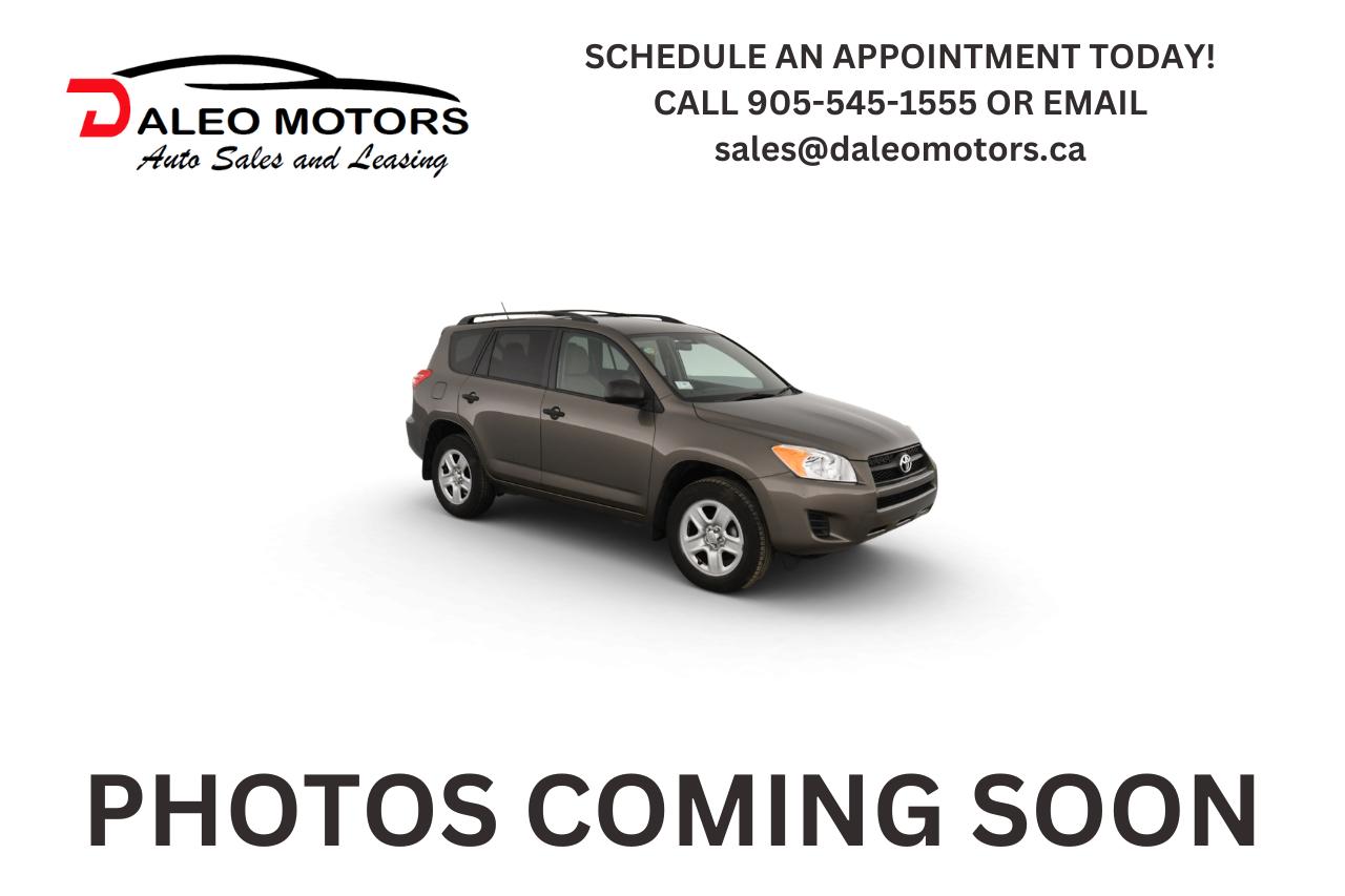 2012 Toyota RAV4 Base / SUNROOF / MOONROOF Photo3